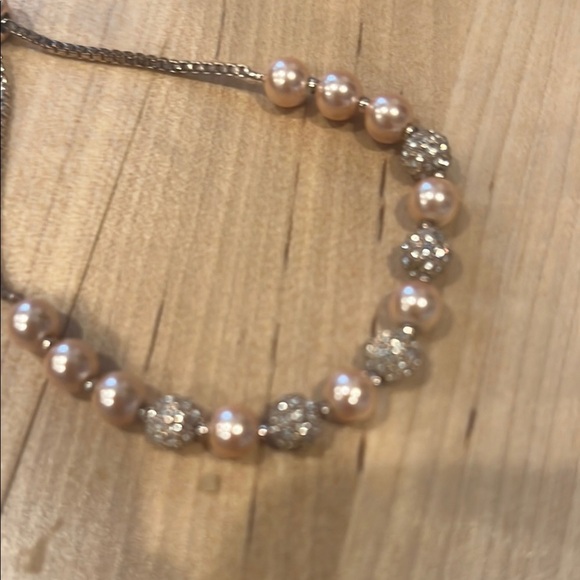 Elegant Pearl and Silver Beaded Bracelet - Picture 5 of 7